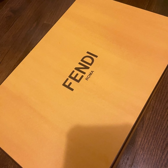 Fendi Sandals - Picture 5 of 9